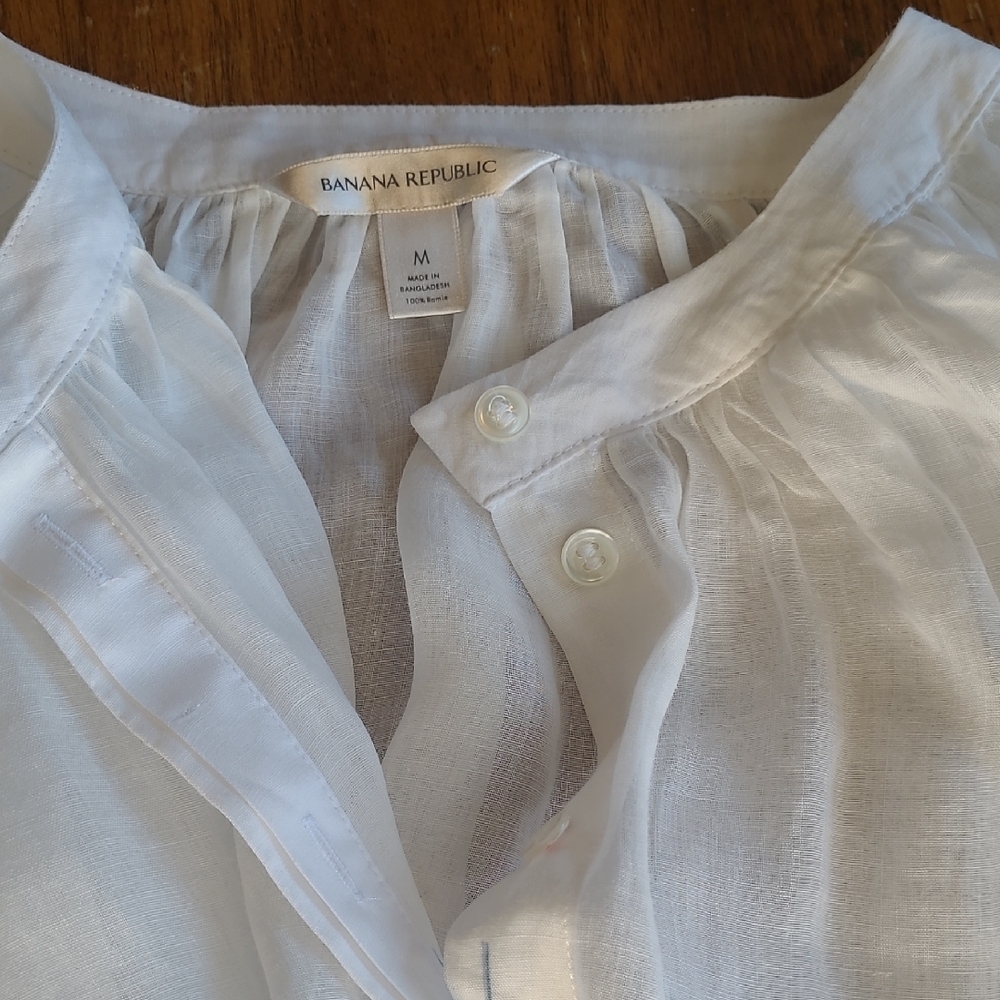 Banana Republic White Blouse with Blue Floral Design - Picture 4 of 8
